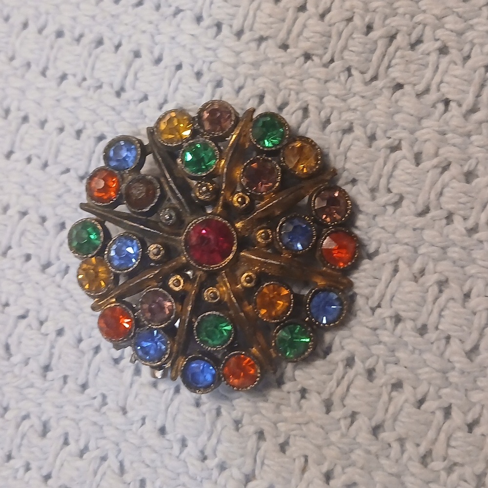 Colorful Vintage Gem Brooch and Black Gem Ring Set - Picture 4 of 14